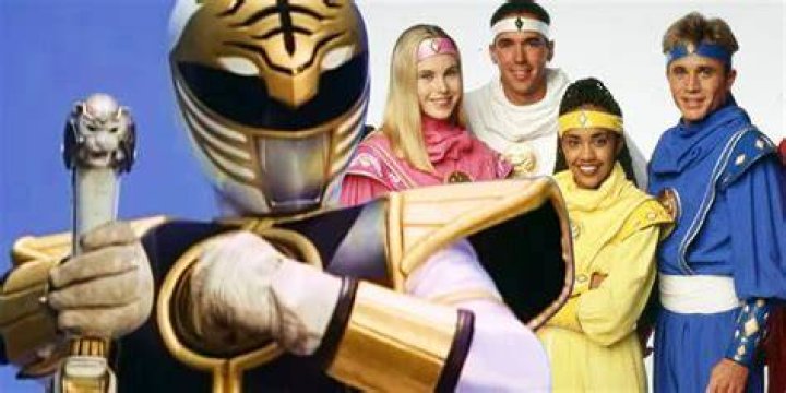 Why Mighty Morphin Power Rangers Ended After Season 3 (Was It Canceled?)