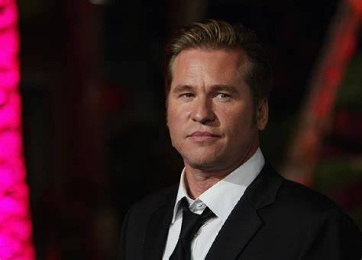 Why Val Kilmer's Performance In Tombstone Is So Good