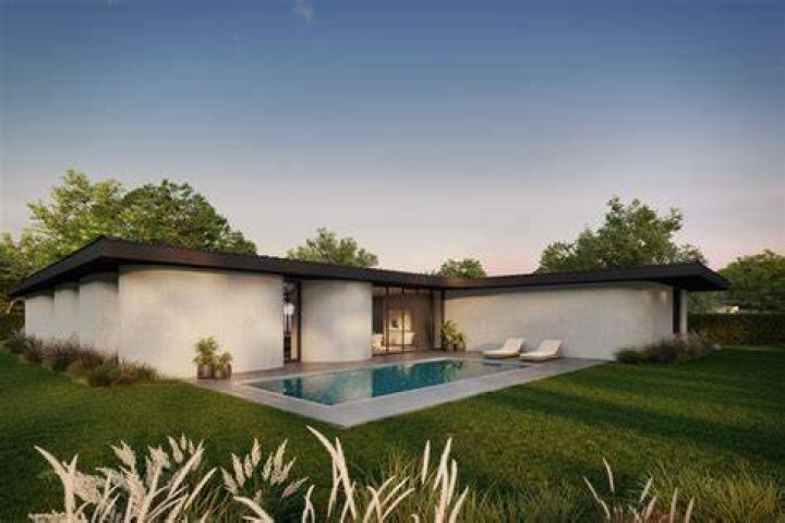 Winona Ryder's Homes Are Absolutely Gorgeous
