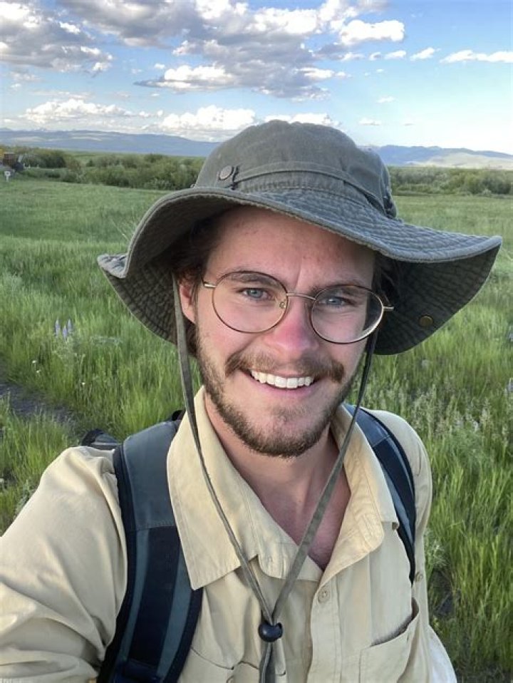 Winter 2022 grad Michael Bartlett Smith found passion for insect
