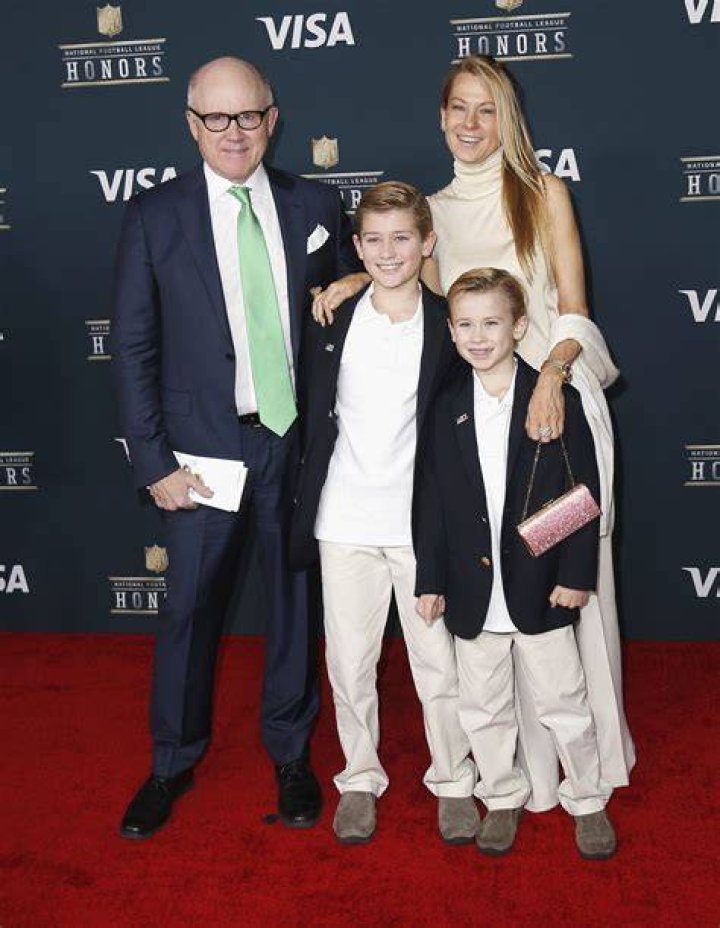 Woody Johnson height