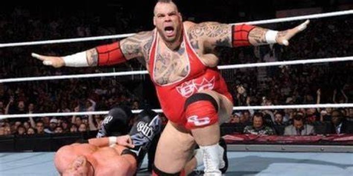 WWE Brodus Clay vs Curt Hawkins