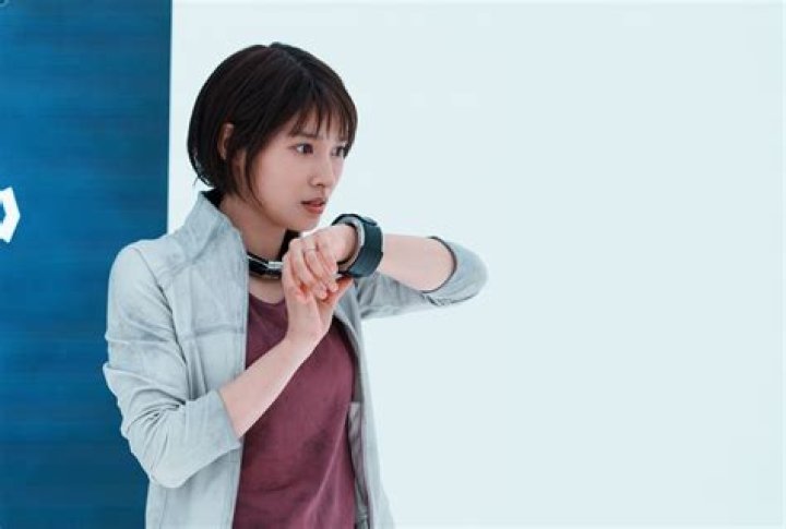 Yuzuha Usagi in Alice in Borderland