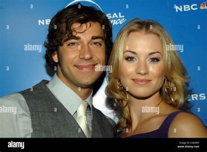 Zachary Levi and Yvonne Strahovski in Chuck