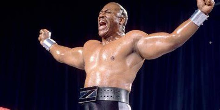 Zeus flexing WWE
