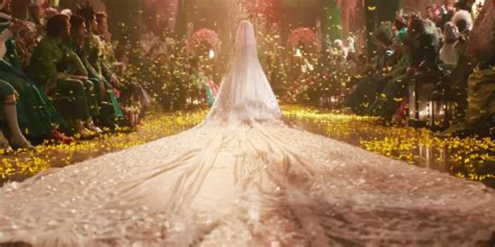 Zhao Lusi&rsquo;s wedding scenes in her dramas YouTube